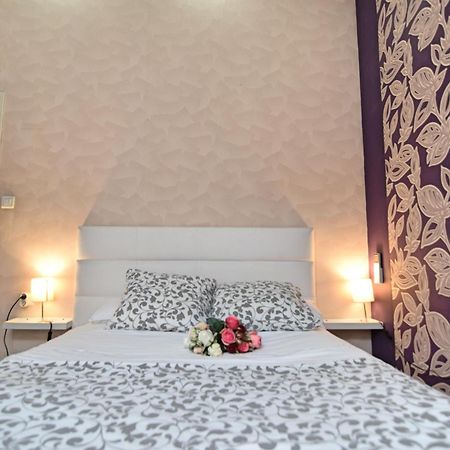 Apartamentos Marques De La Merced Málaga Eksteriør billede