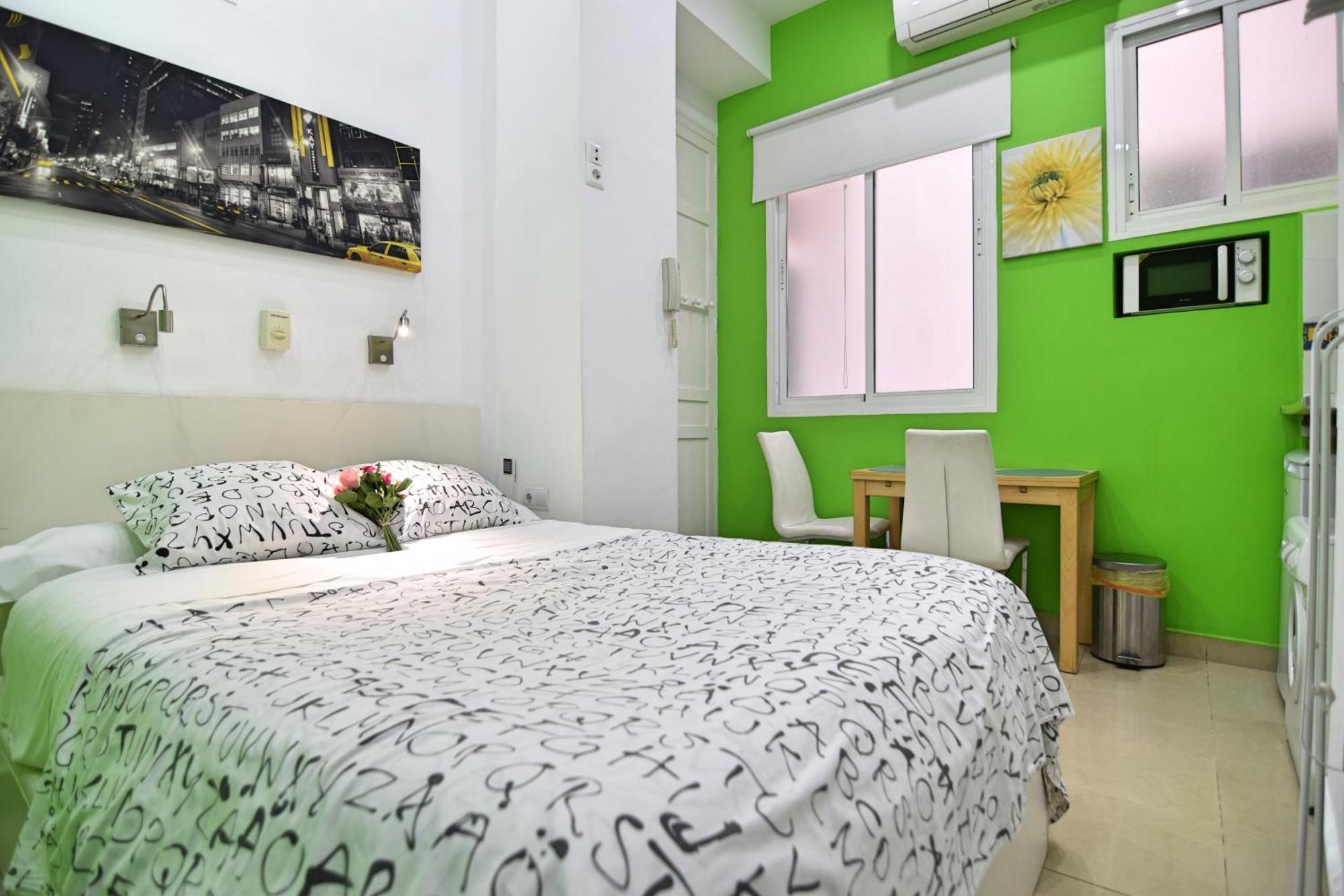 Apartamentos Marques De La Merced Málaga Eksteriør billede